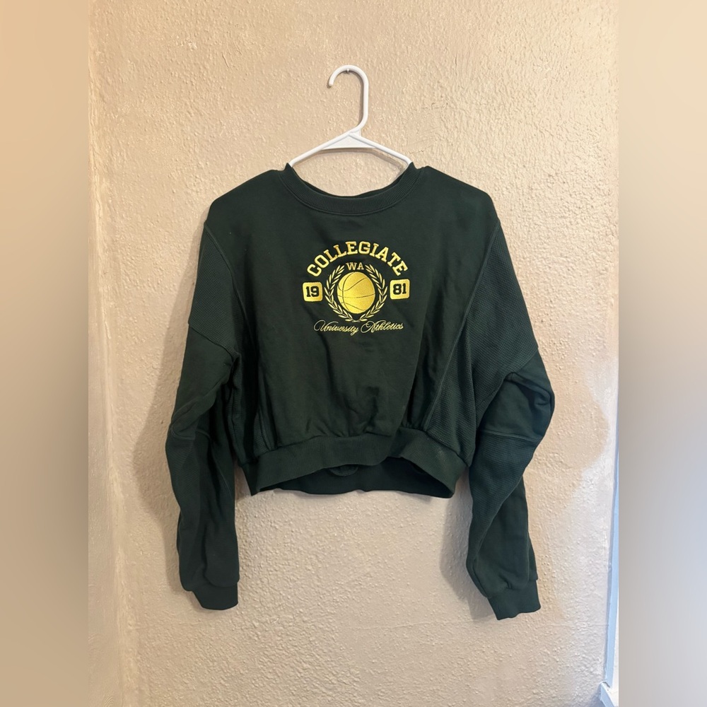 Collegiate Green Women's Crew Neck Sweater